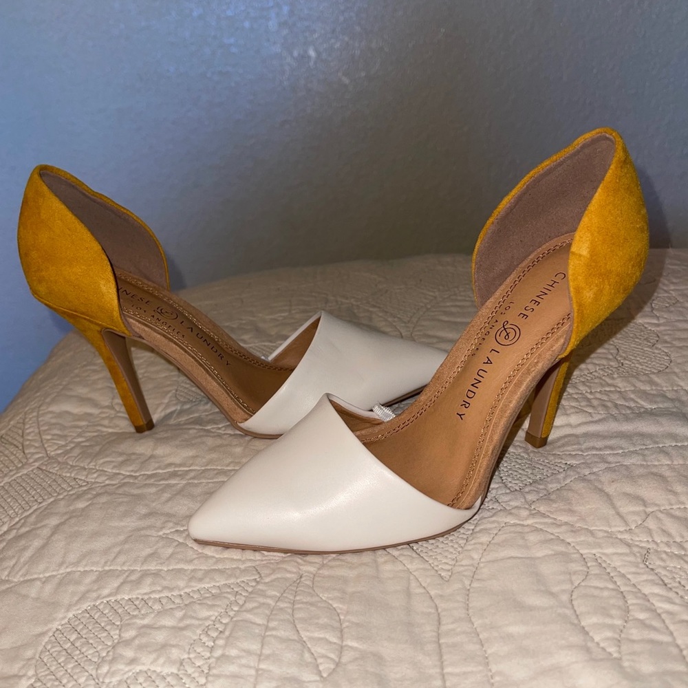 Two toned pumps